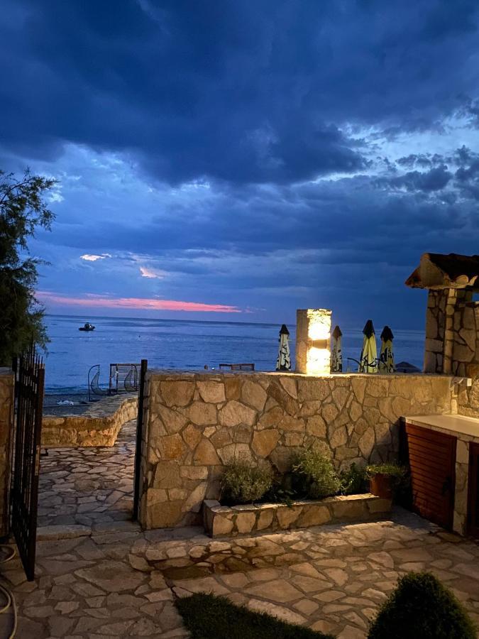 Loft Infinity Apartment Petrovac ภายนอก รูปภาพ