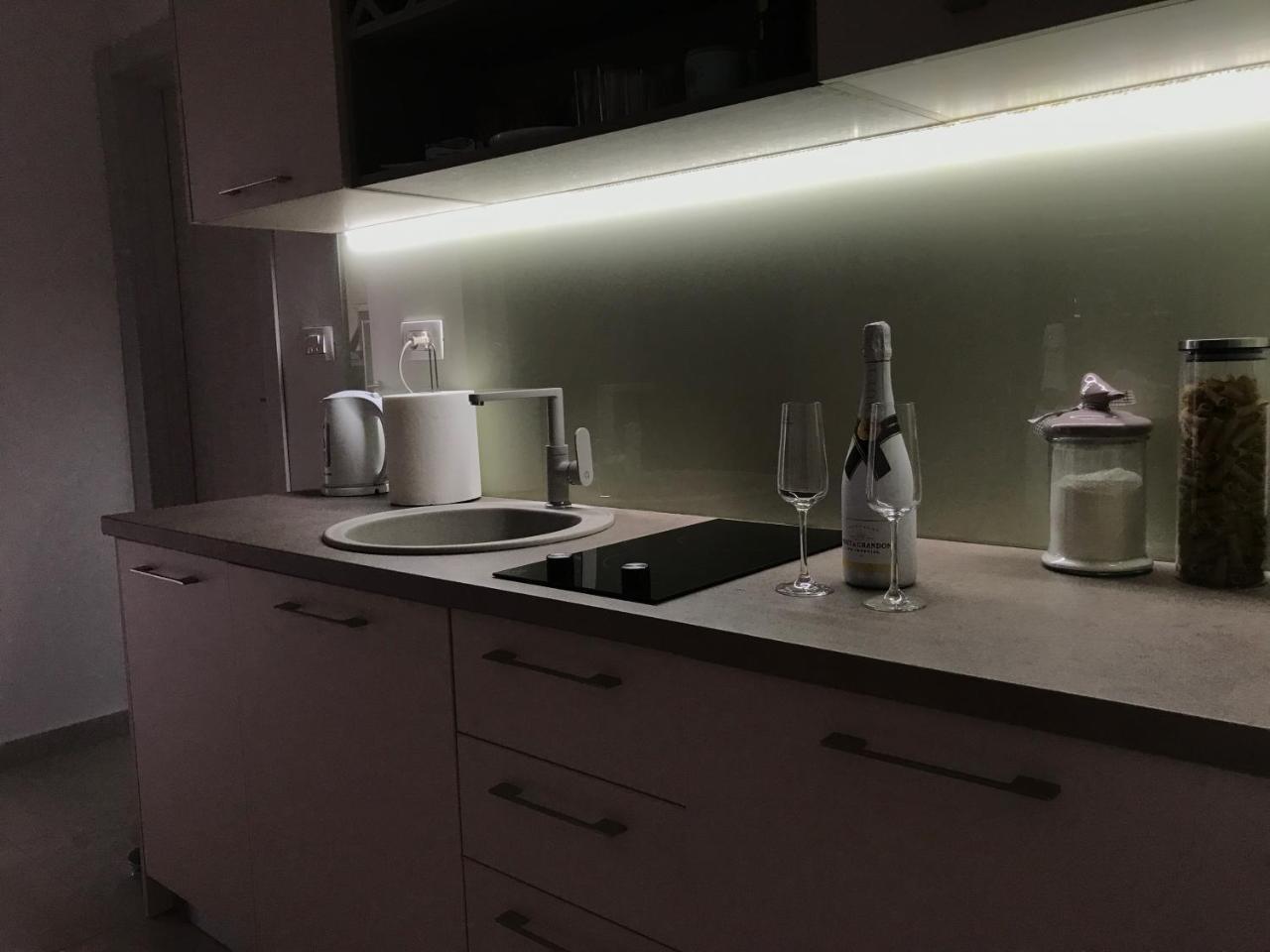 Loft Infinity Apartment Petrovac ภายนอก รูปภาพ